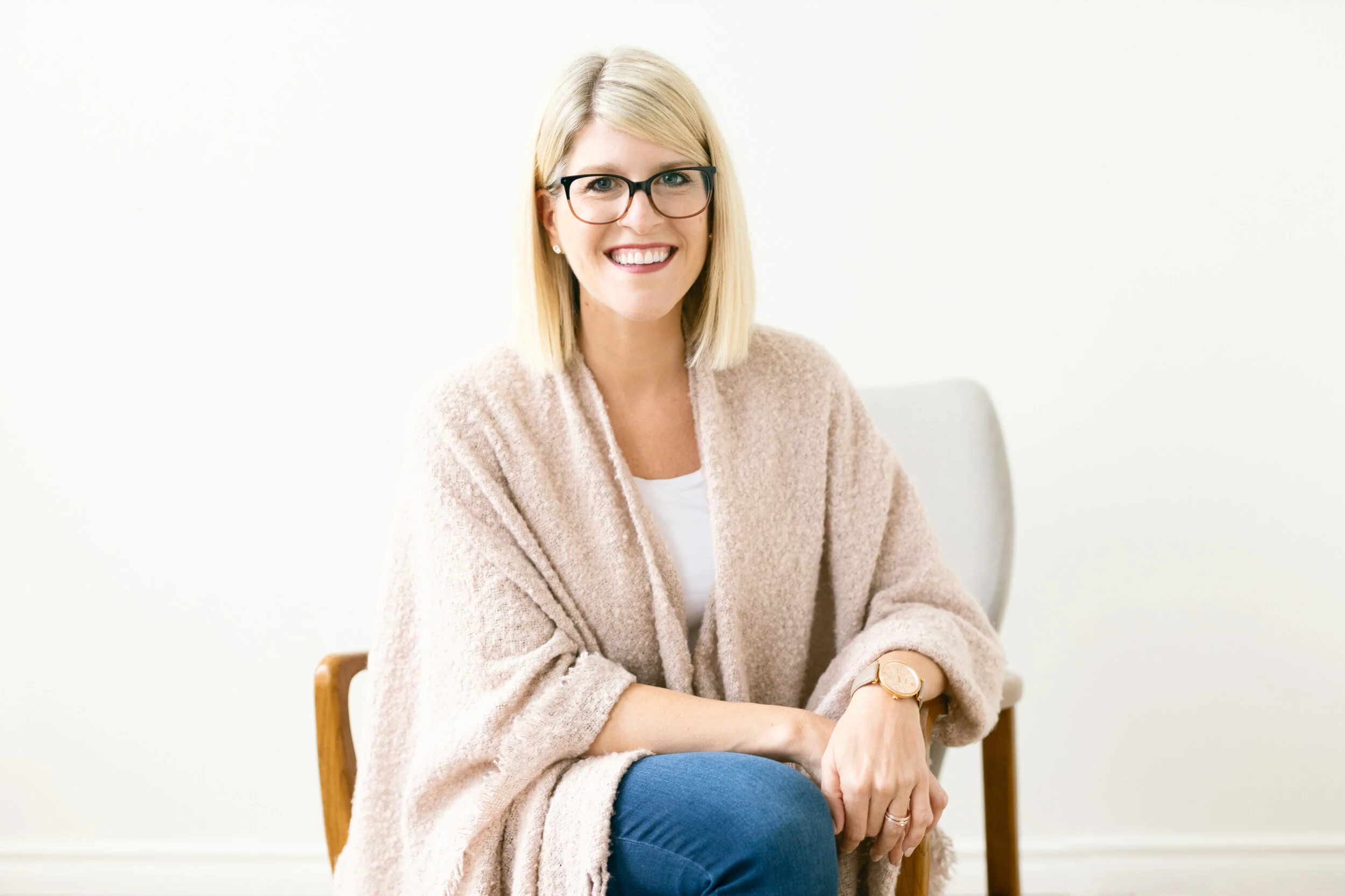 S03 E07: Allison Alley on How to Mobilize Generosity in Millennials and Communicate Global Needs in Effective Ways