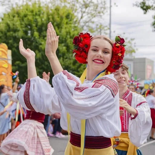 Spotted! 
Geelong Independent photos from Pako Festa 😍

#ukrainiandancers #ukrainian #dancers #melbourne #culturaldiversity