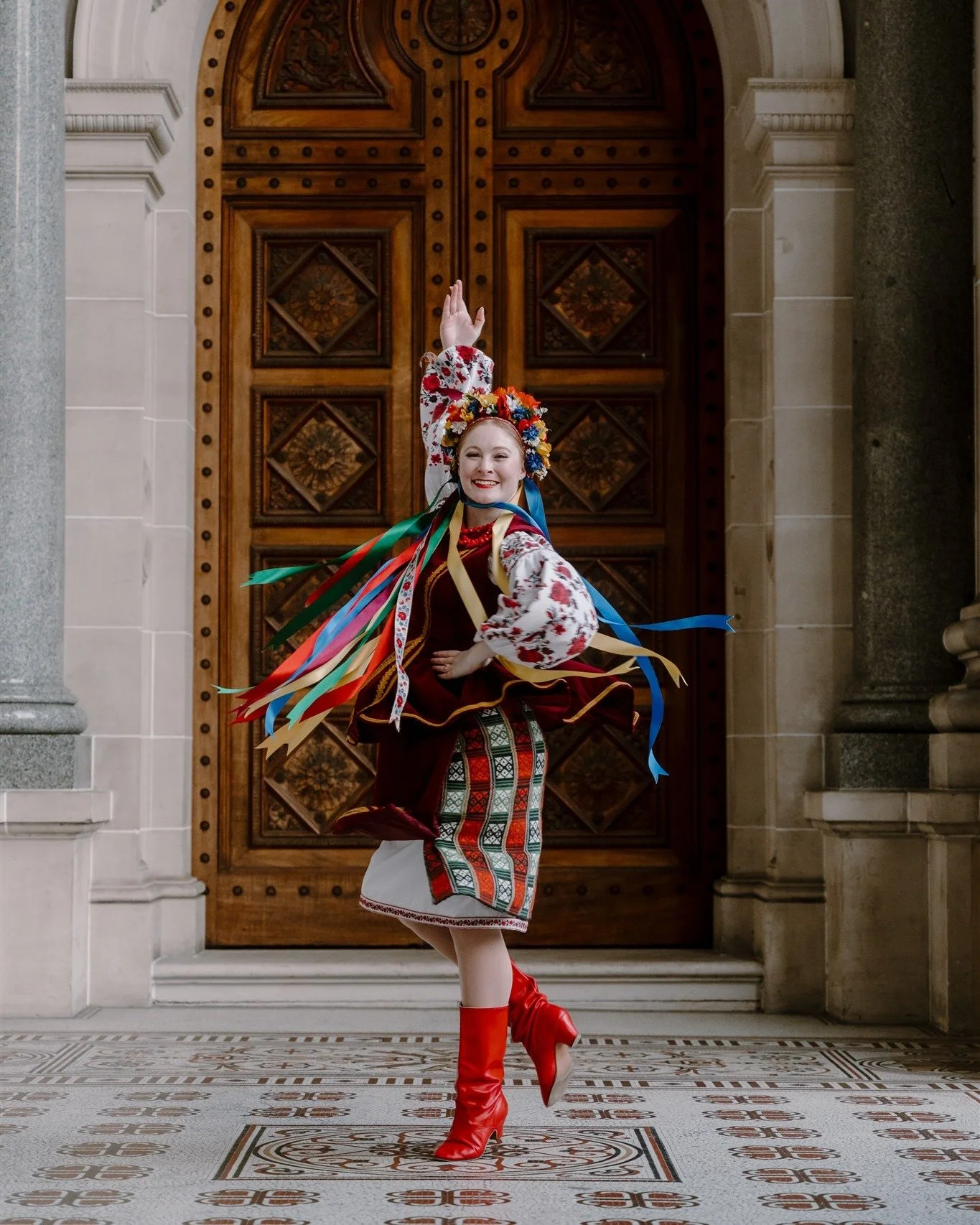 WINTER SCHOOL TEACHER SPOTLIGHT 

Meet Eliza Mignot Bakay &mdash; Lehenda Company dancer, all-round incredible artist.

Eliza has been dancing with Lehenda Ukrainian Dance Company since 2019 and has performed in multiple tours including Razom, Ukrain