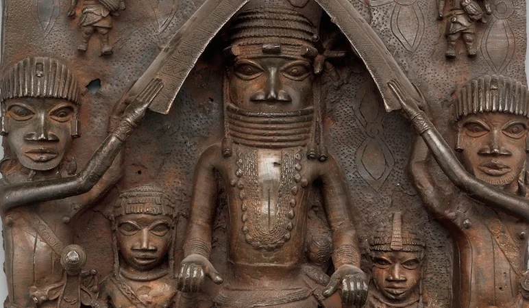Plaque (detail): Equestrian Oba and Attendants, Edo peoples (Benin Kingdom), 1550–1680, brass, H. 19 7/16 x W. 16 1/2 x D. 4 1/2 in. /49.5 x 41.9 x 11.4 cm (The Metropolitan Museum of Art)
