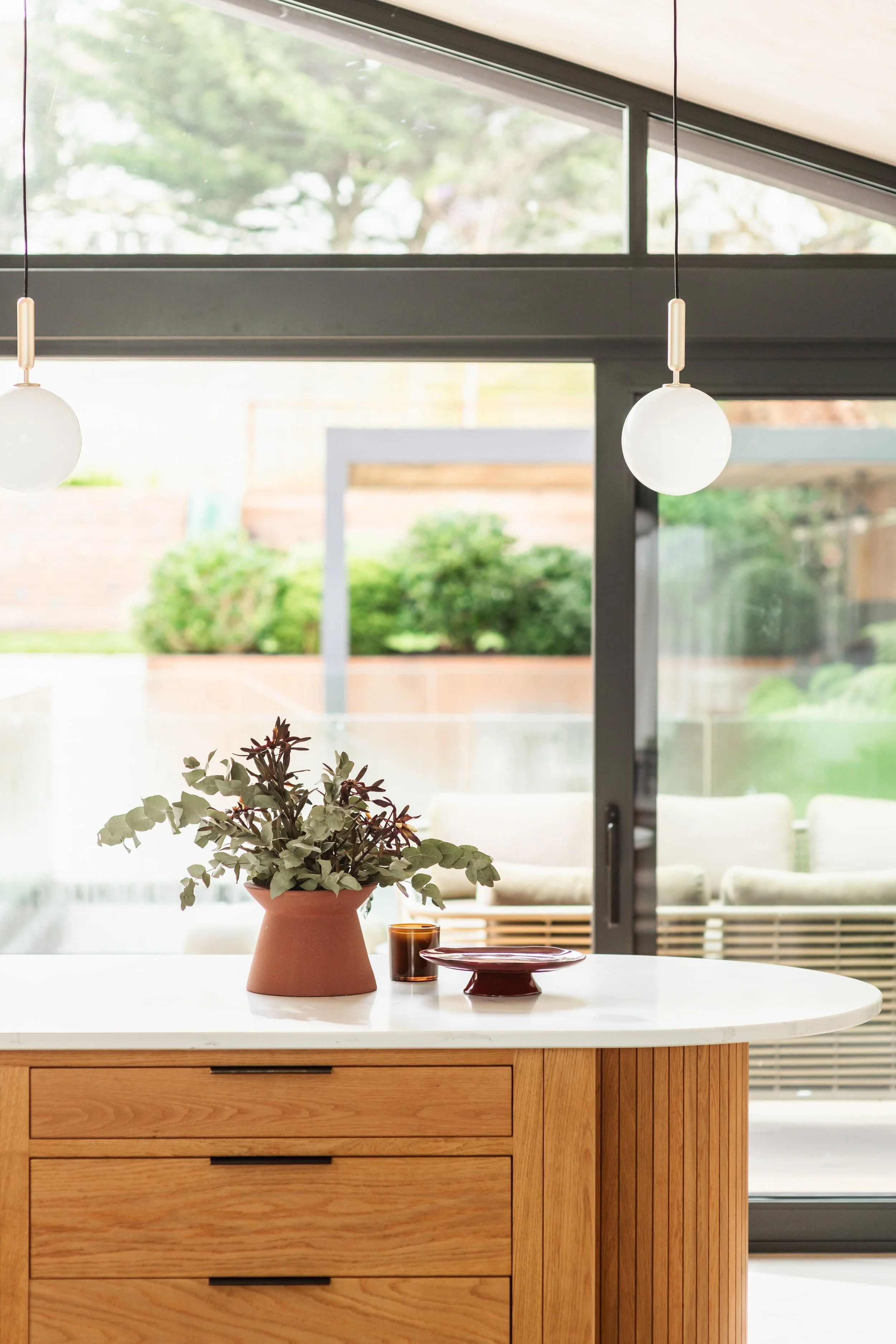 luxury fitted kitchen with custom cabinetry
high-end modern kitchen with bespoke storage solutions
elegant luxury kitchen design with premium finishes
bespoke kitchen with high-end materials and finishes