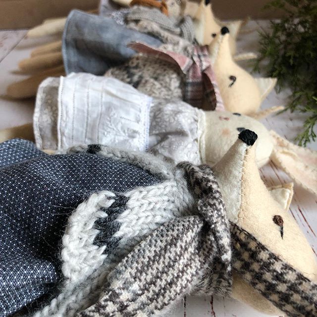 Thank you so much! I’m getting your orders boxed up and ready to head out on their journeys. ⭐️ I have a few petite rabbits that I didn’t quite finish that I will try to list by end of the week or early next week. I’m thinking fancy