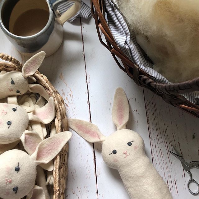 Rainy day rabbit stuffing 🧵 
I am hoping to have a small batch of rabbits in the shop this weekend, I will keep you posted on specific date and time! 🌱