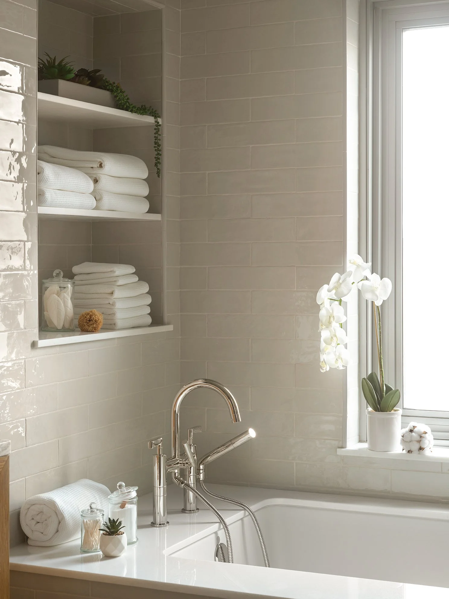 HALCYON_ChelseaLoft-PBR-Bath copy.jpg