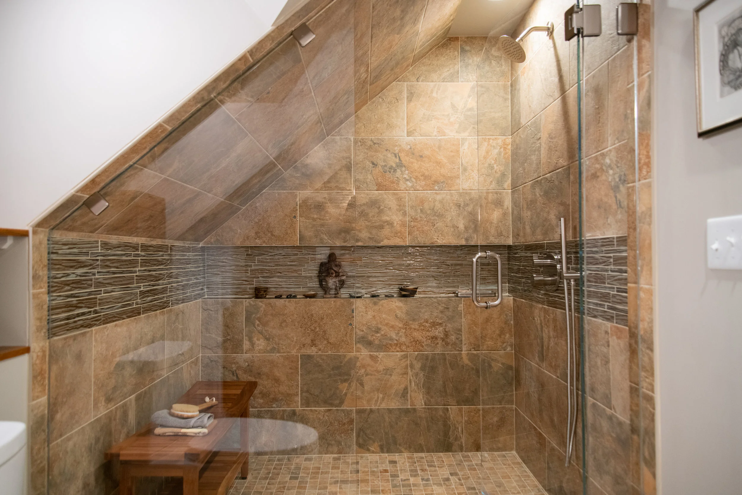 43Holbrook-shower.jpg