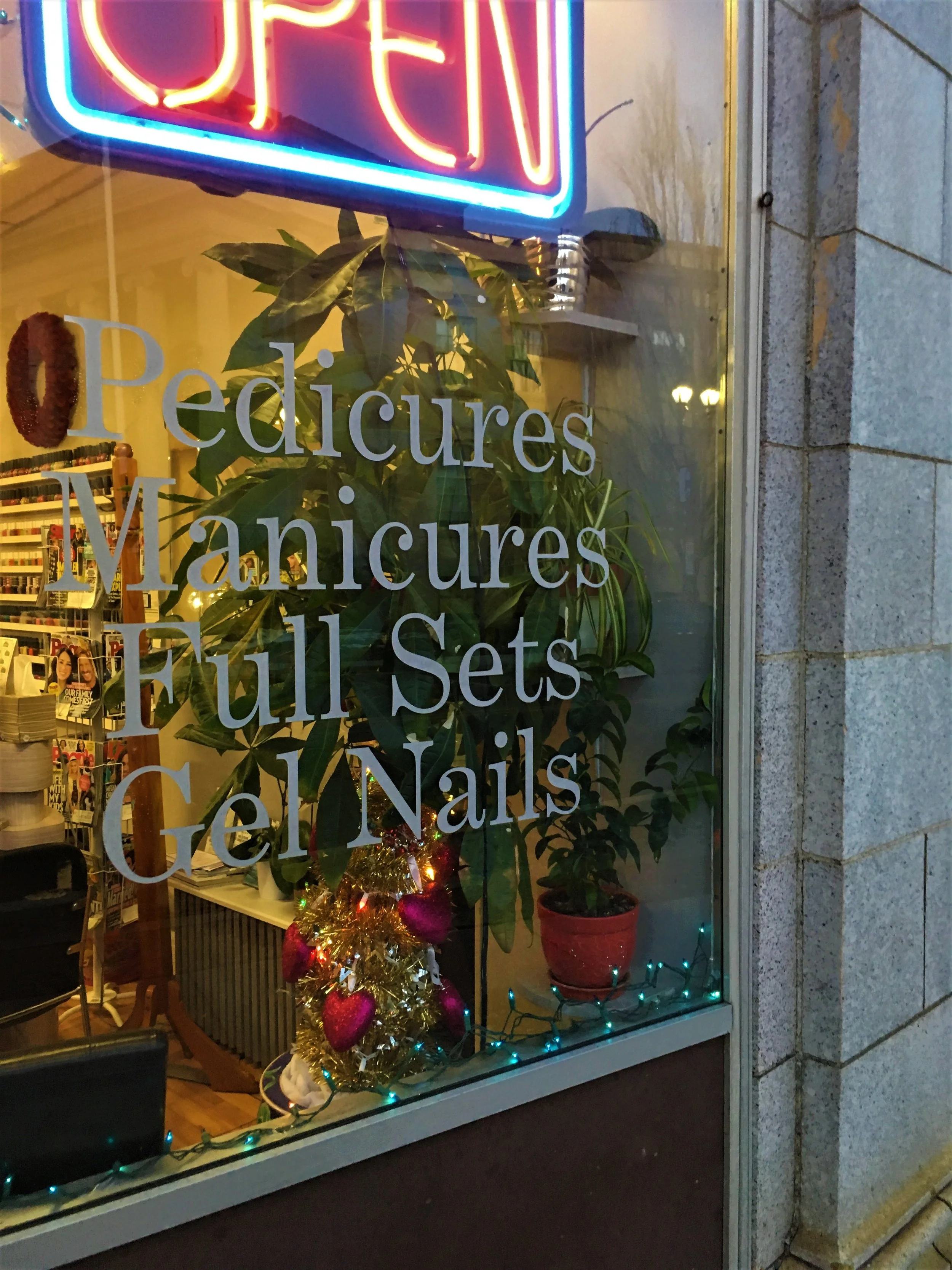 Crystal Nails and Spa 28 Union Avenue