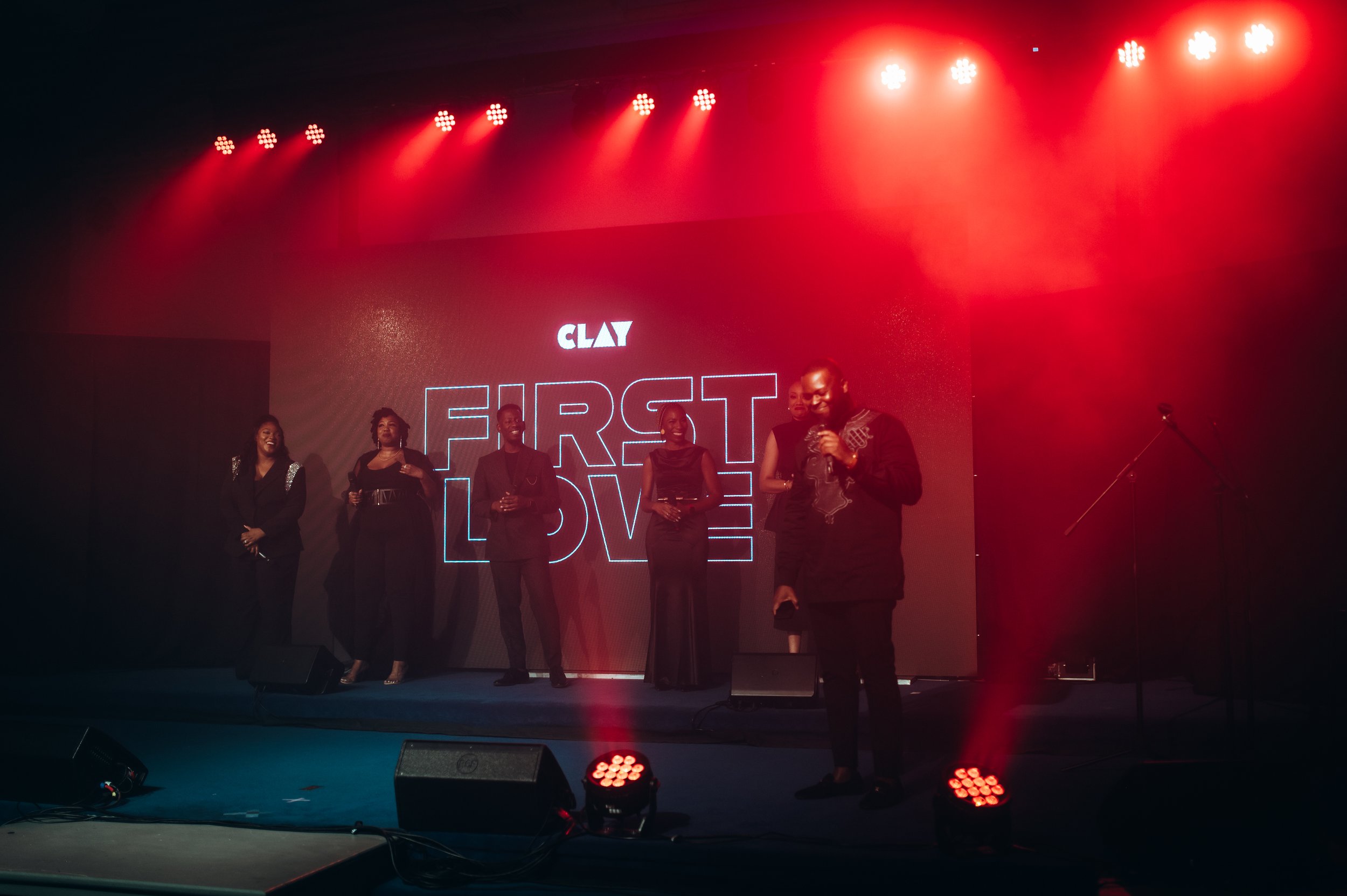 049_FIRST_LOVE.jpg