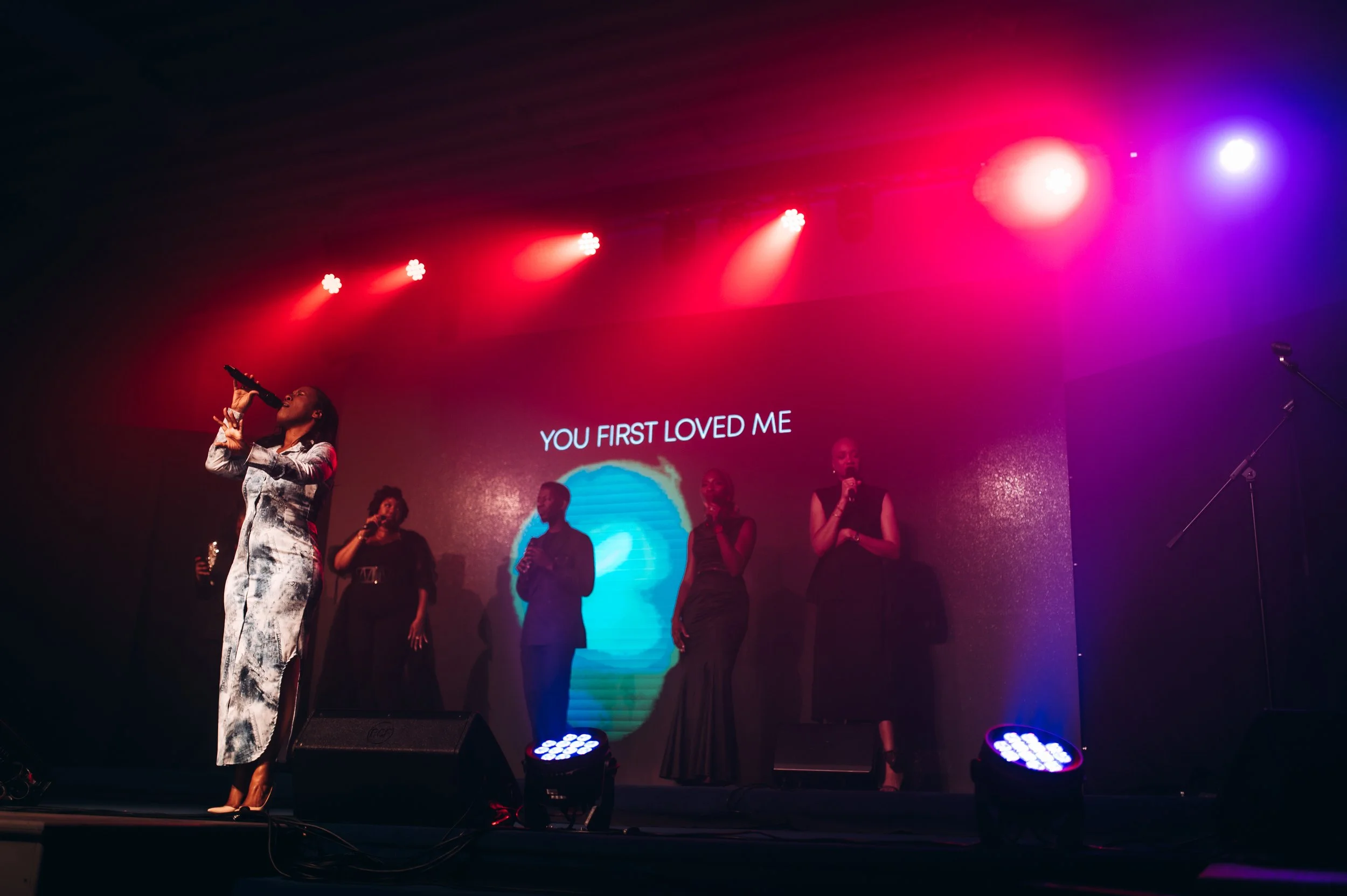 050_FIRST_LOVE.jpg