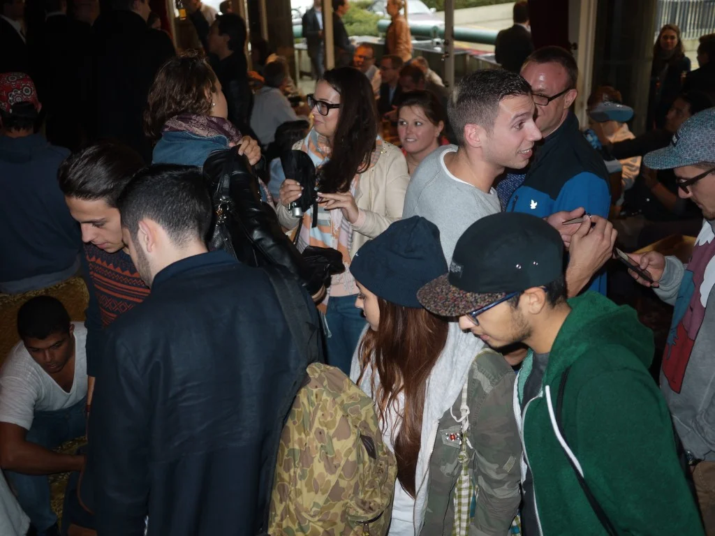 crowd-1024x768.jpg
