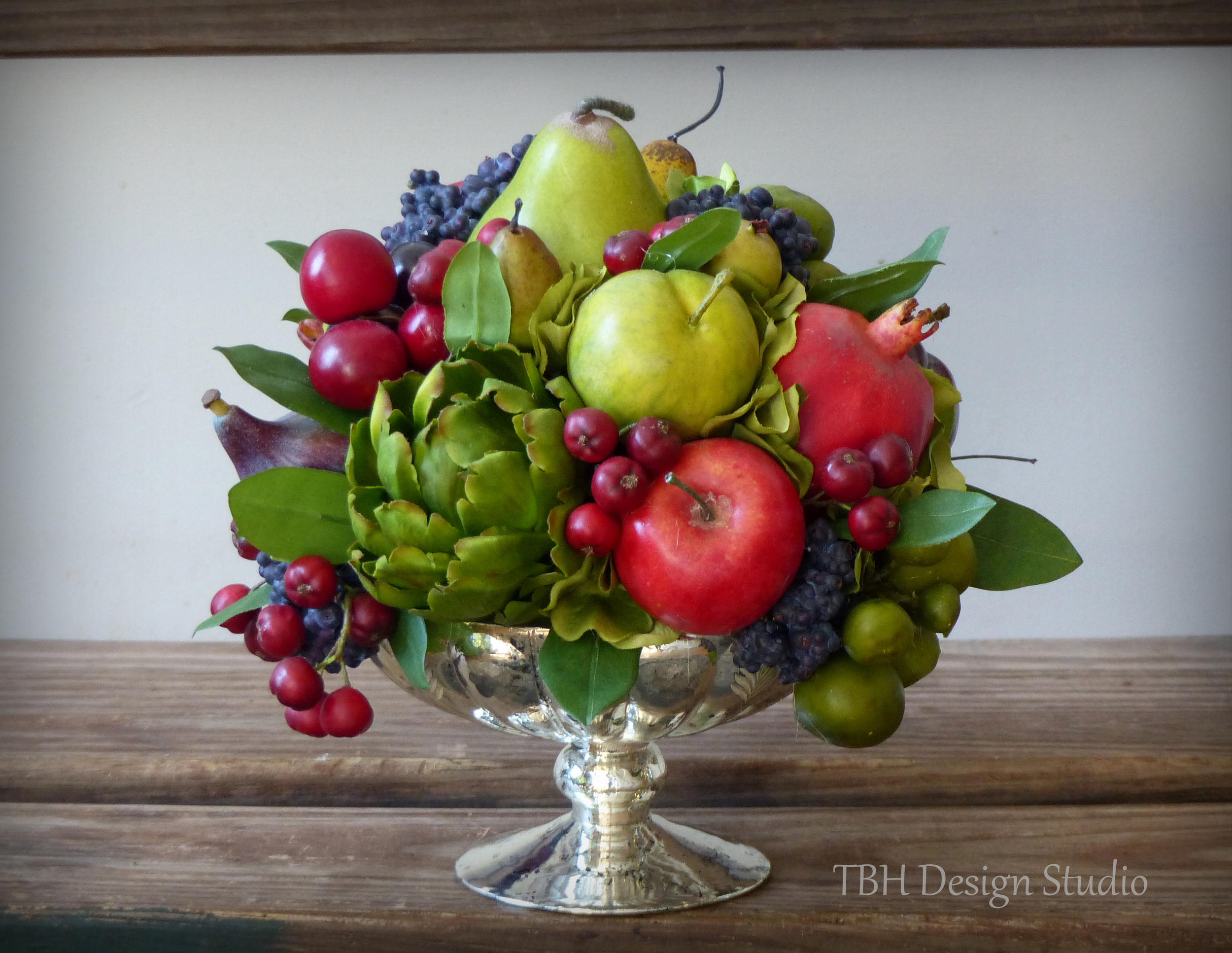 footed fruit bowl
