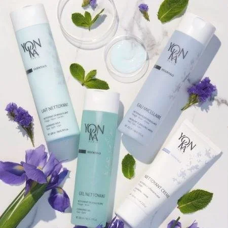 Treat someone special (or yourself!) this holiday with Yonka skincare&mdash;customizable for healthy, glowing skin using natural, nourishing ingredients, and wrapped in a decadent, aromatic experience that delights the senses and pampers the skin.
Fo