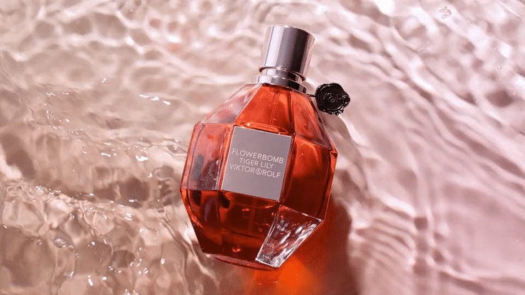 FLOWERBOMB Tiger Lily VIKTOR & ROLF
