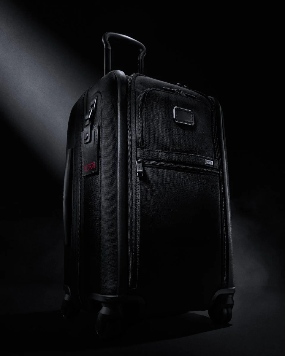 TUMI_CARRY-ON_V1_RGB.jpg