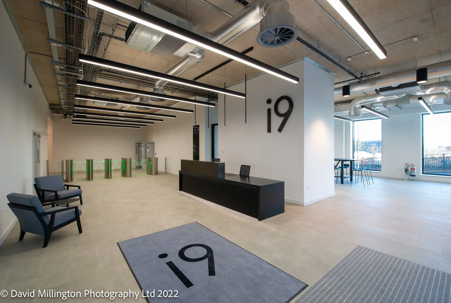 gr120122_i9-16.jpg