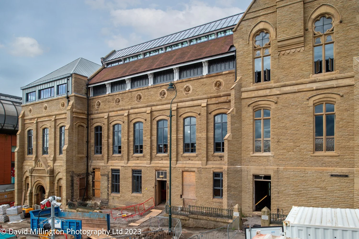 td190723-oldham-old-library-04.jpg