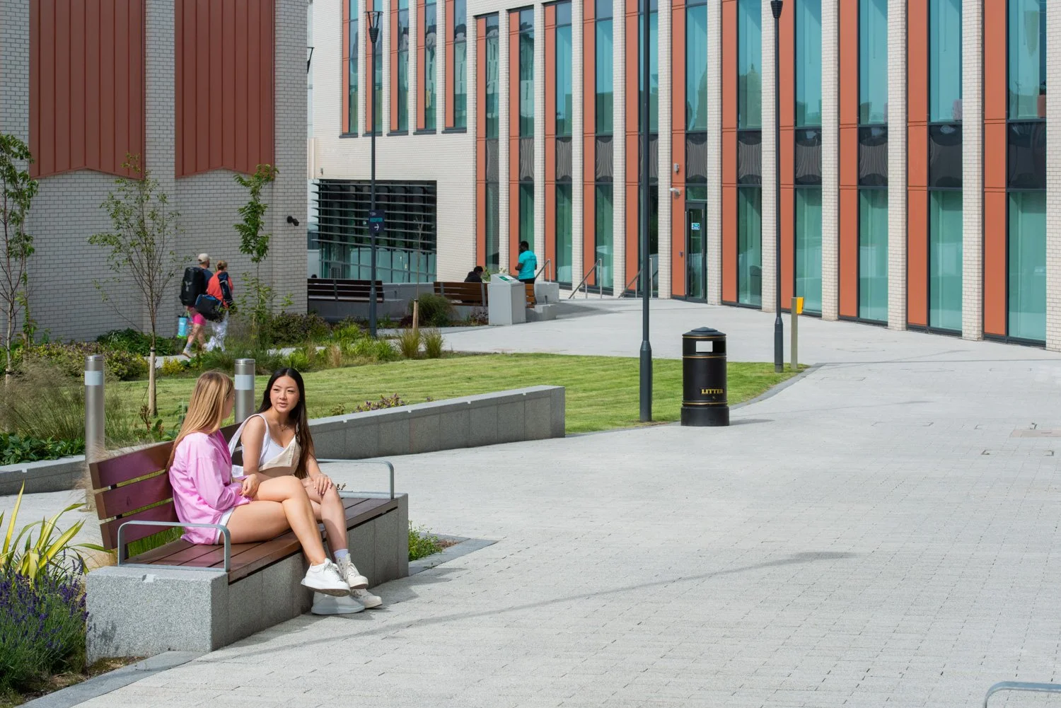 gi180622 liverpool john moores uni-08.jpg