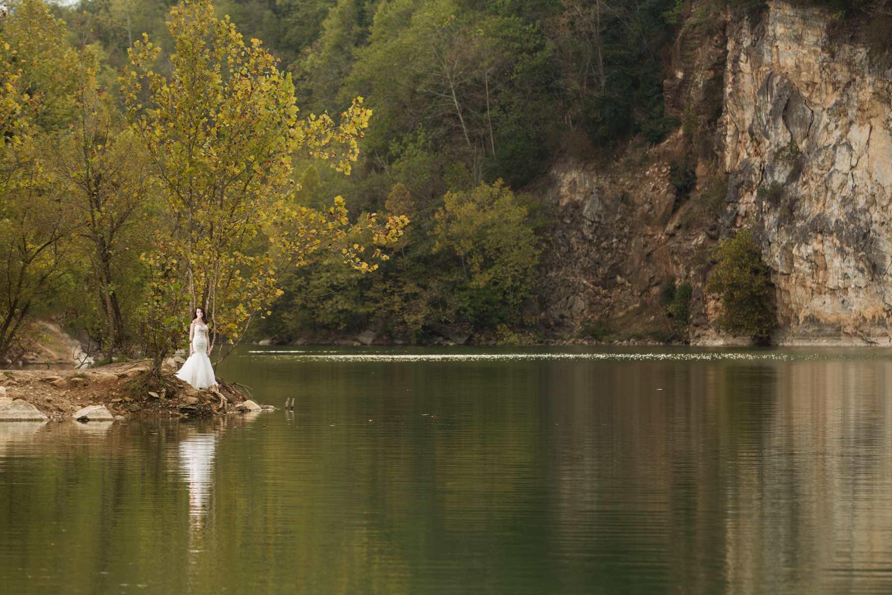 Meads Quarry Lake is part of Ijams Nature Center. What, you didn't know this existed in Knoxville?