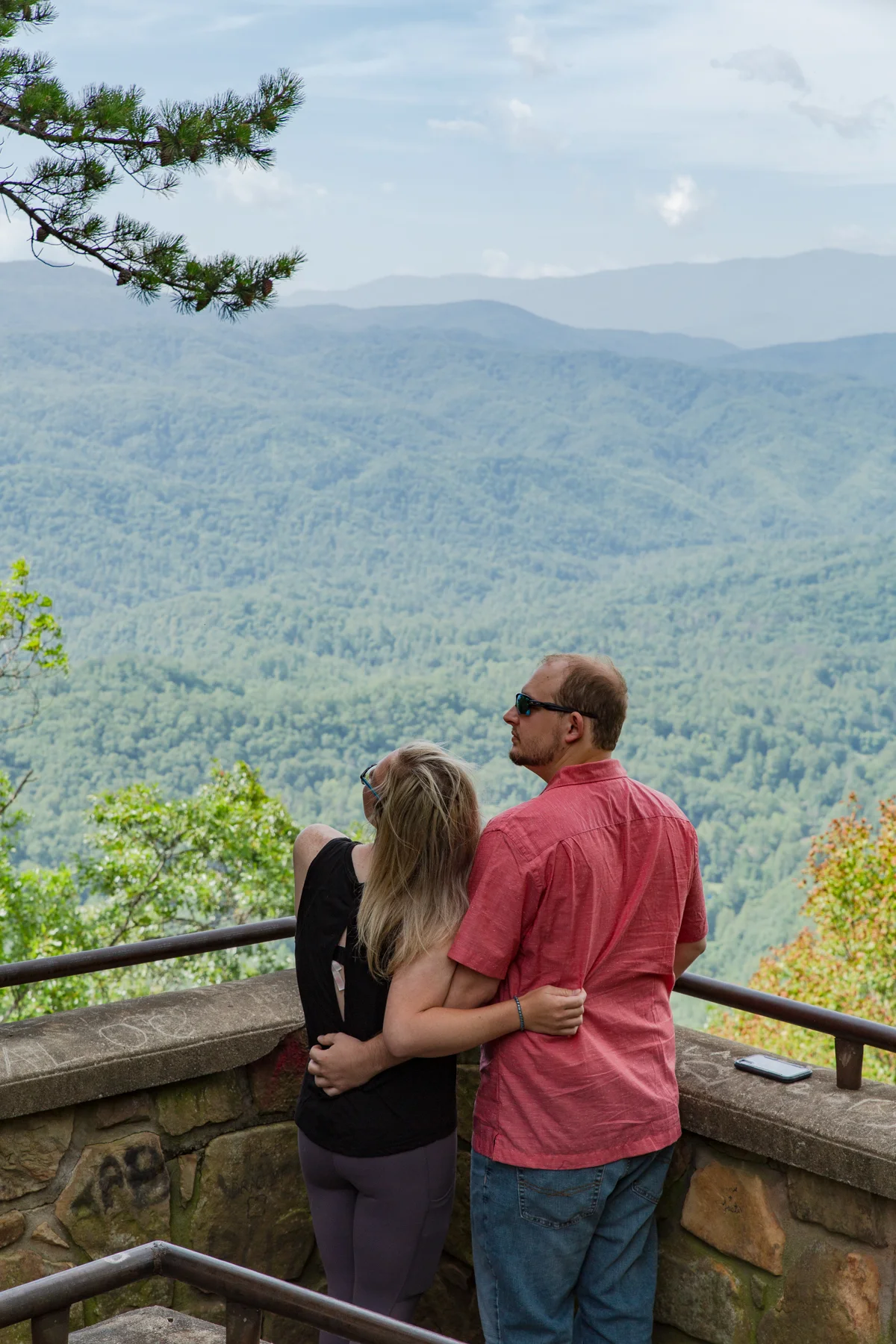 Young Couple at Look Rock 01.jpg
