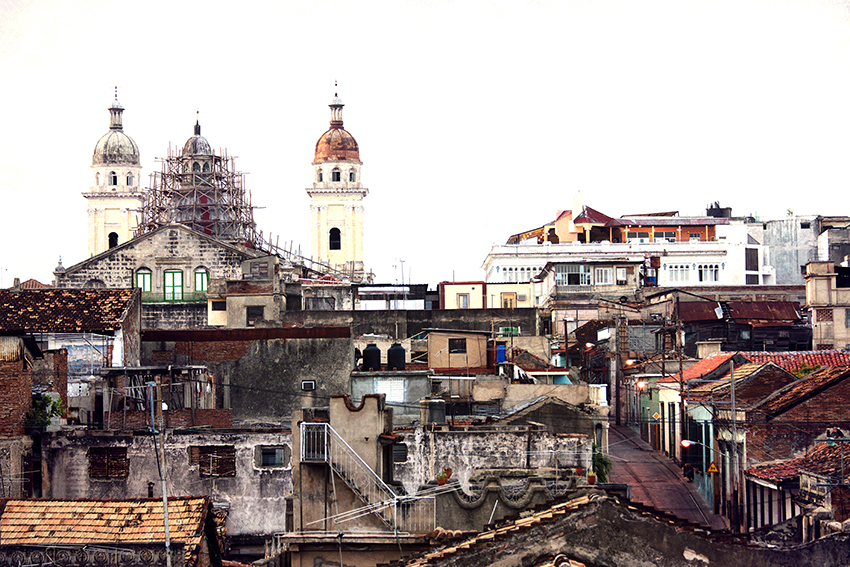 Jill_01 Santiago-de-Cuba-streetscape.jpg