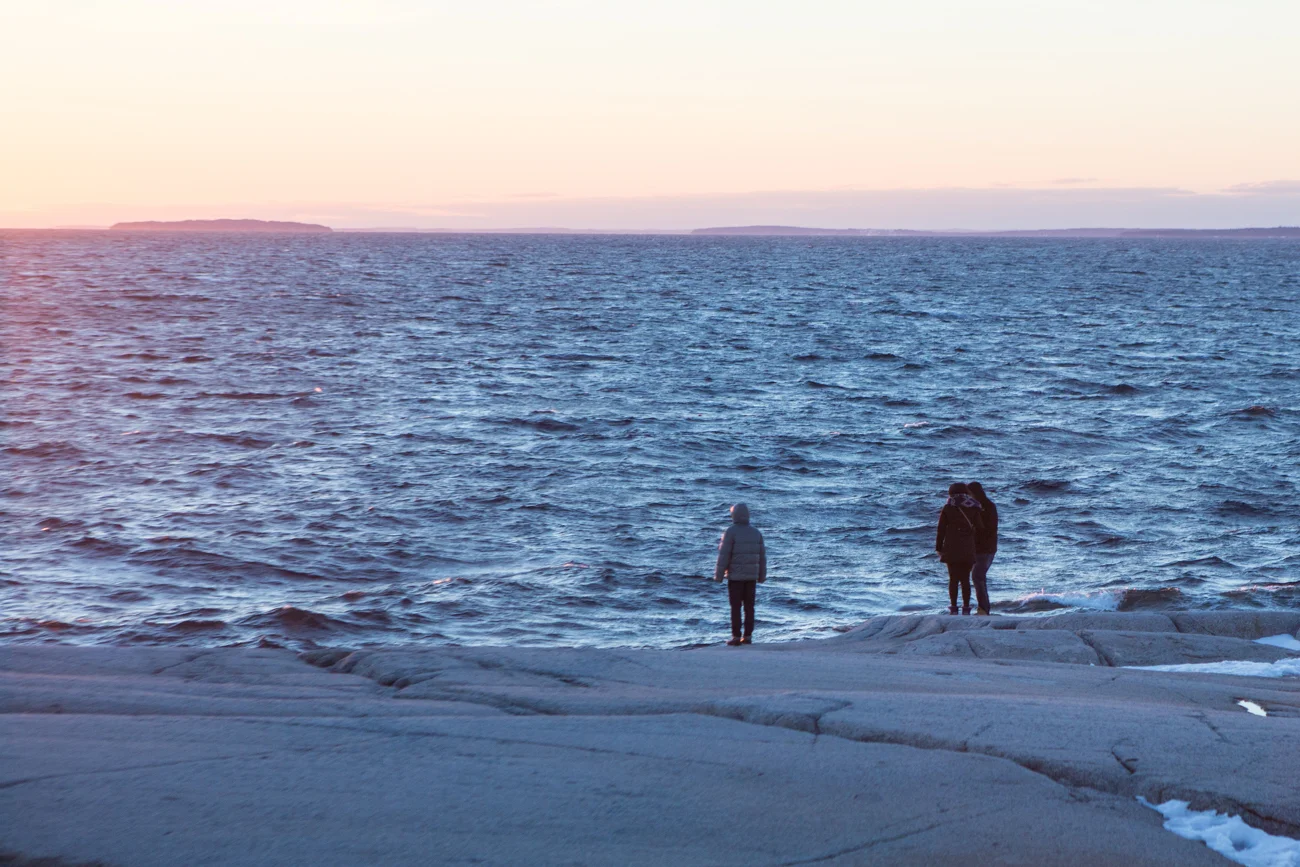 Bolandia_Blog_Vancouver_Peggys-Cove-Nova-Scotia-Sunset-2105.jpg