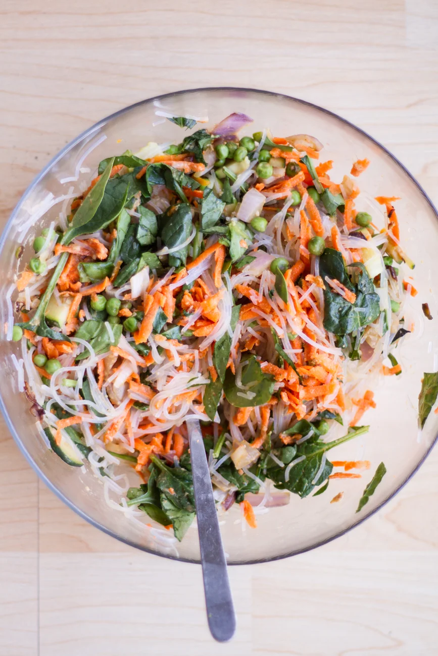 Bolandia Blogger Vancouver - Spicy Peanut Veggie Noodle Bowl-7743