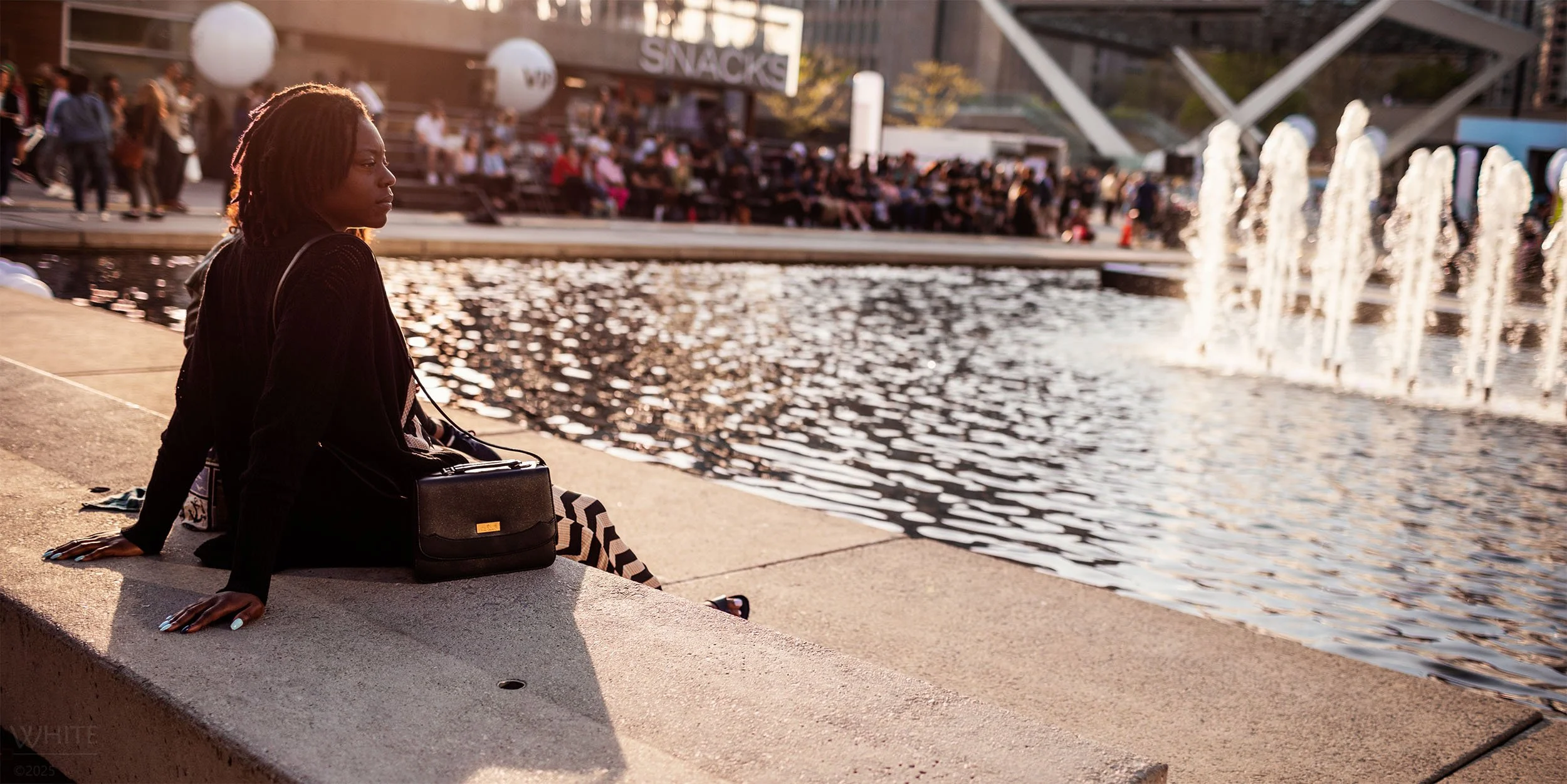 NATHAN PHILLIPS SQUARE _043.JPG