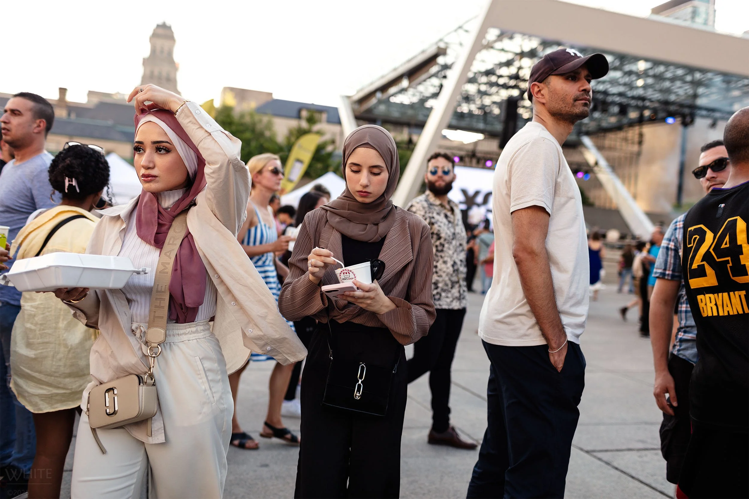 NATHAN PHILLIPS SQUARE _049.JPG