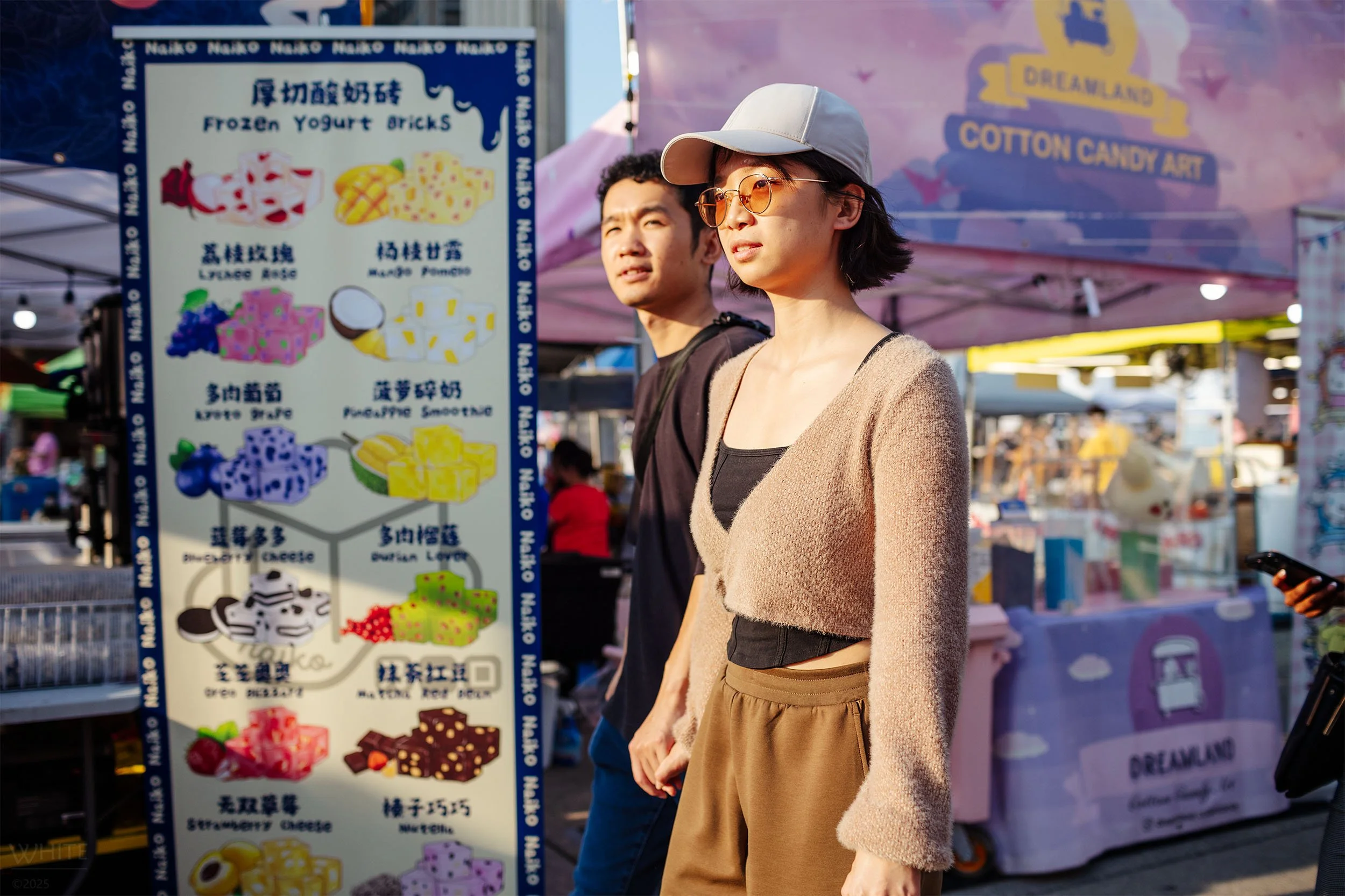 NATHAN PHILLIPS SQUARE _011.JPG