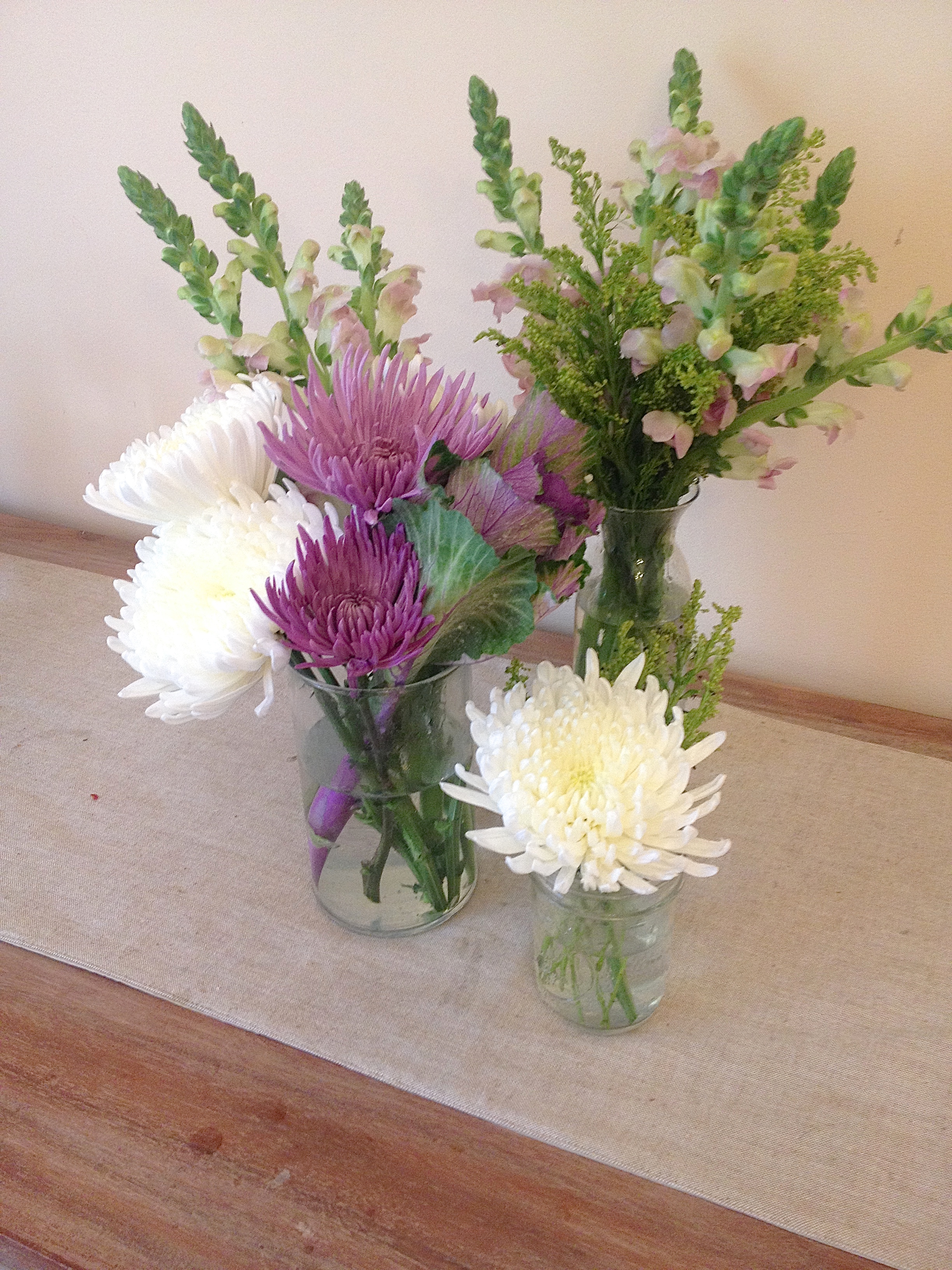 Chrysanthemums, mums, snapdragons, and ornamental kale.