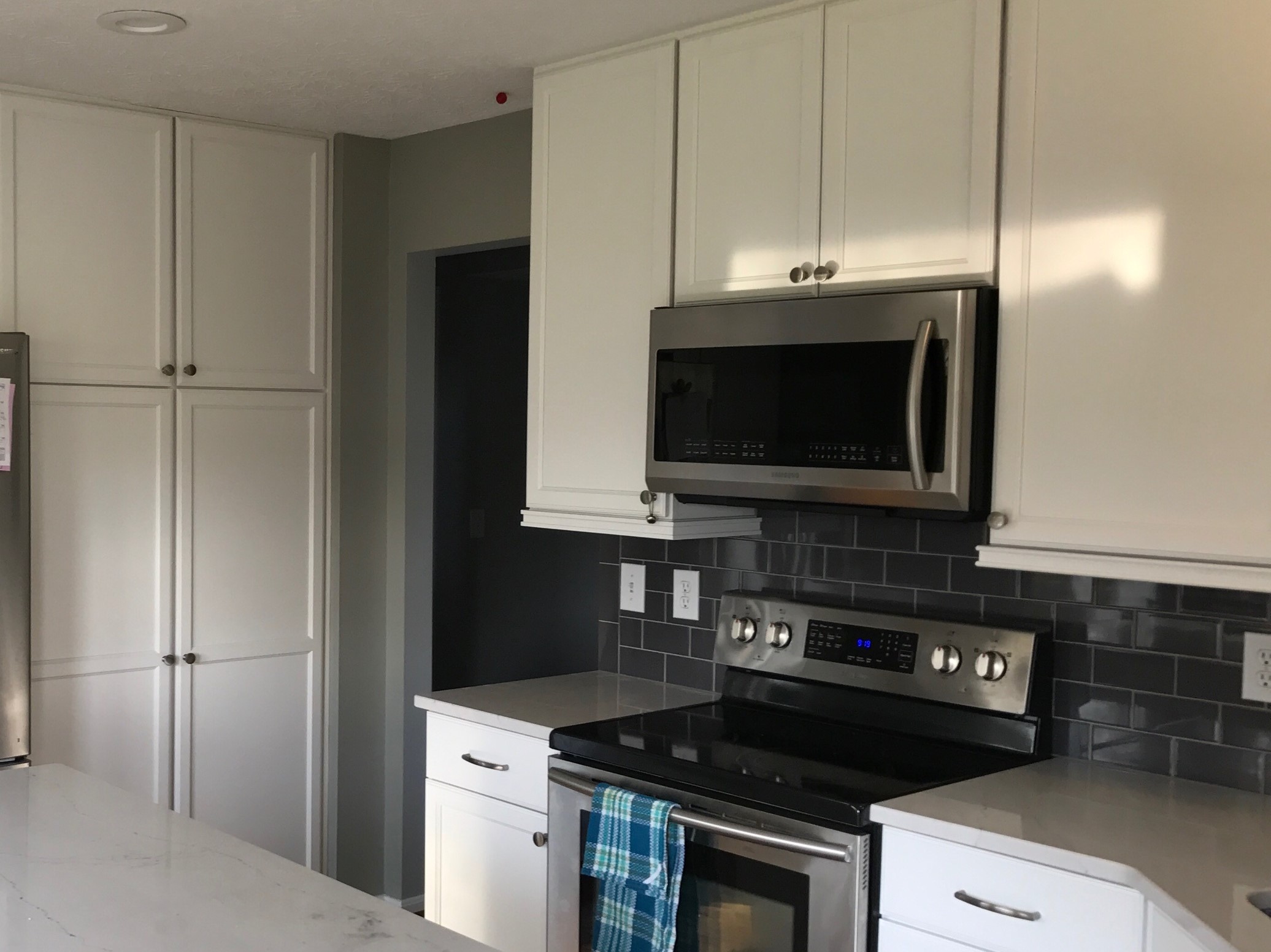white kitchen 1.jpg