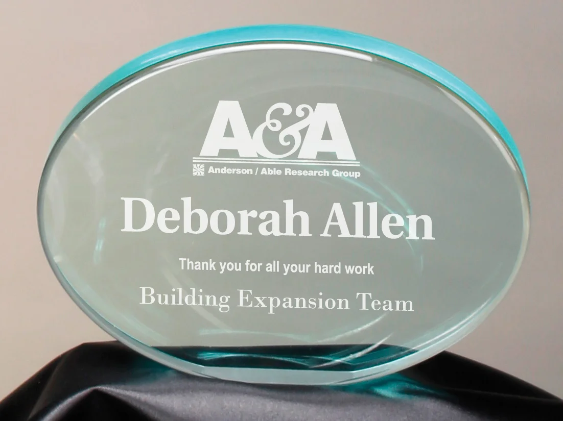 Oval Acrylics — The Awards Place