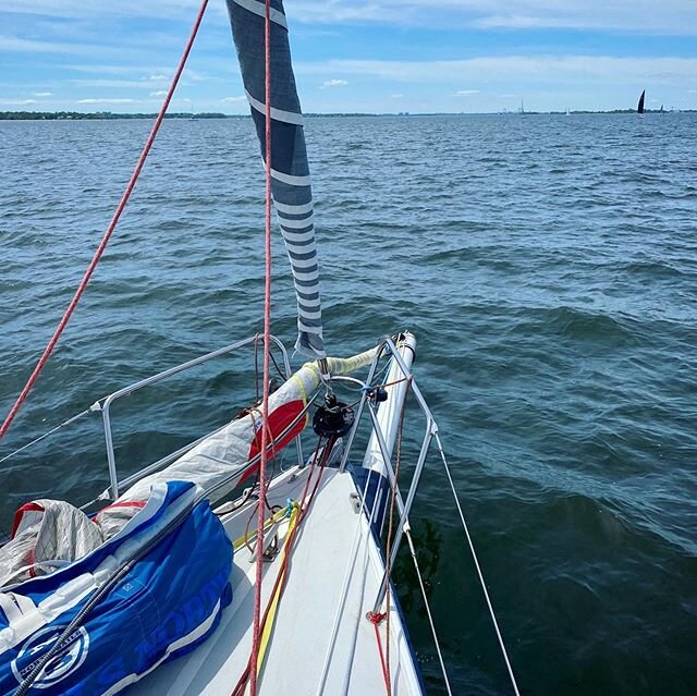About 20 boats on the line for the second double handed pickup race of the season.  Starting pursuit style towards the back of the lineup, I had a nice first leg&mdash;close reaching in 8-12 knots.  Turned the corner at Matinecock, then it was up wit