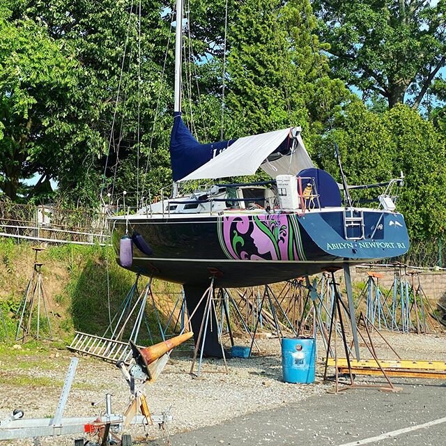 Le sigh...
.
.
#boatyard #boatwork #engine #sailing #yachting #cruising #sailinglife #instsail #sailingstagram #sailinstagram #notfast #ocean #sea #adventure