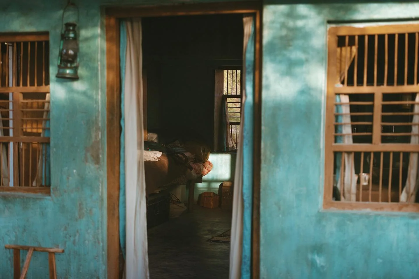 My dream log has close to 50 entries. A new project is on the horizon.
.
.
.
.
.
.
.
.
#photodocumentary #photodocumental #photodocumentaire #filmemulation #rnifilms #nikonshoot #nikonstreet #nikonstreetphotography #nikonshooter #indian_photography_h