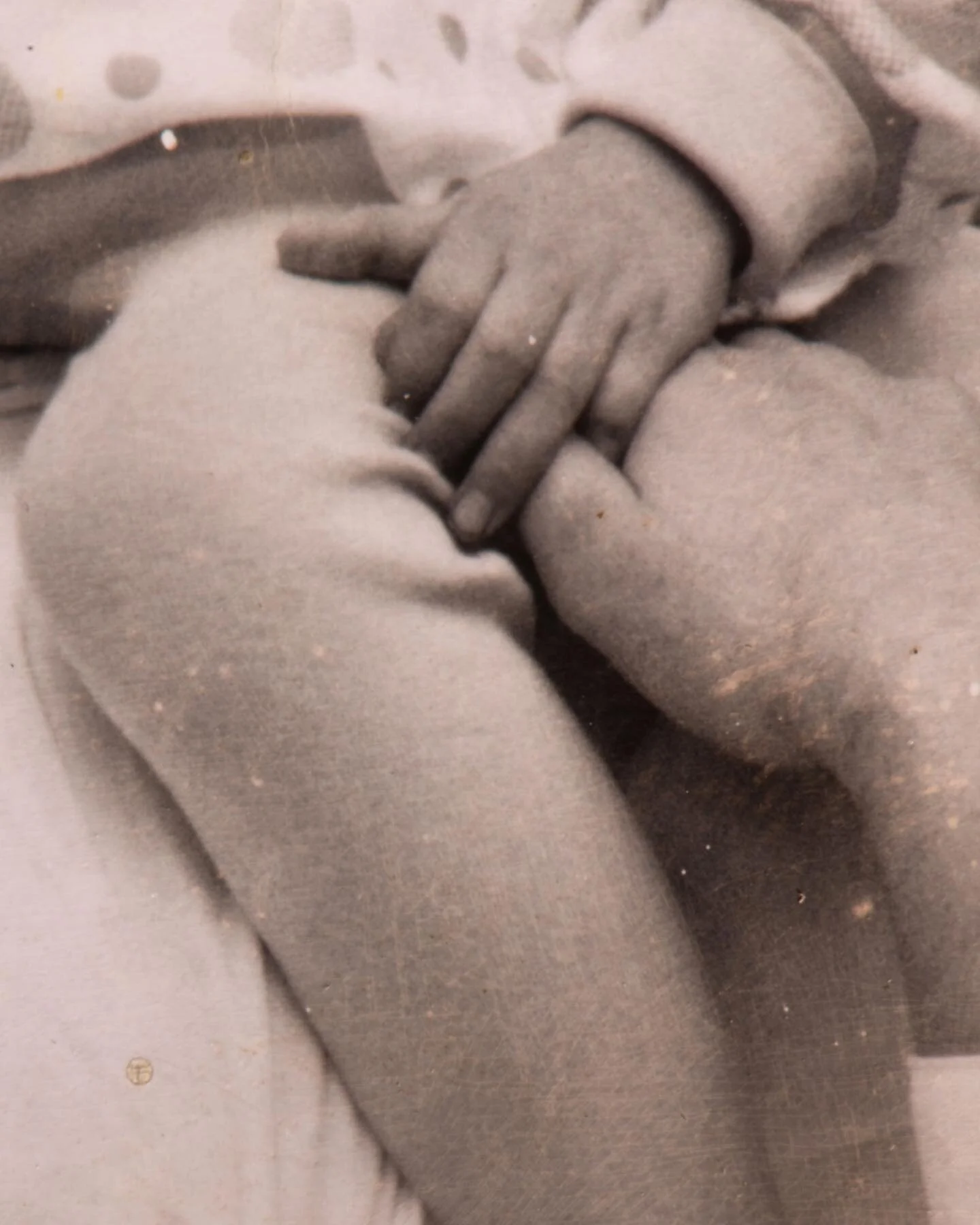 Disappearing act.
.
.
.
.
Looking forward to exhibit this series.
.
.
.
.
.
#fineartphotography #fineartphoto #fineartphotograph #vintagephotos #rephotography #foundimage #foundimages #antiquephoto #toneception #artphoto #artphotos #photoart #photoar