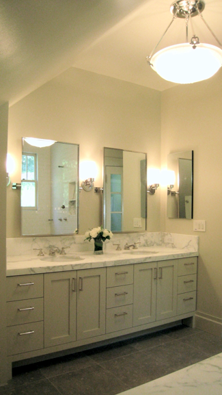 VictorianBathBelvedereVanity.png