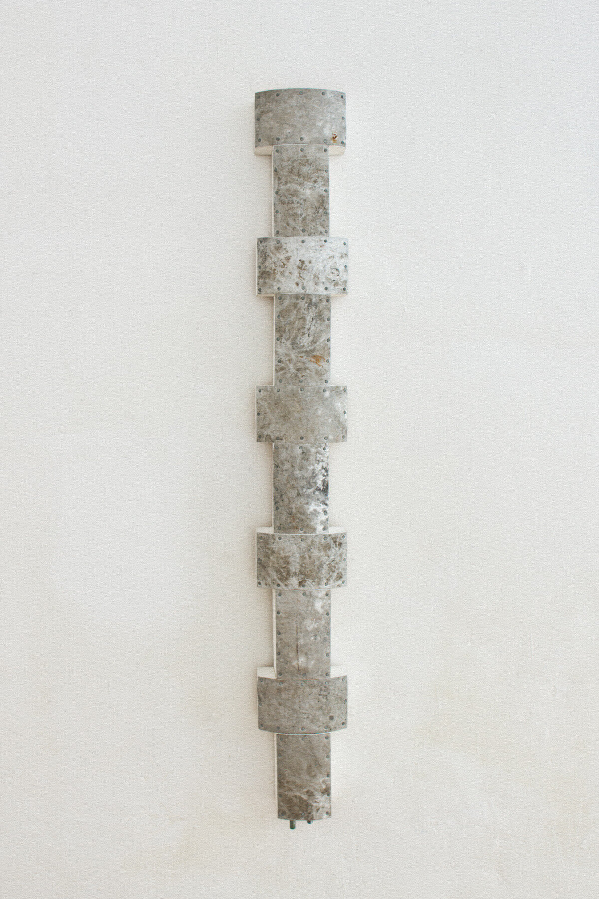 Spine aircraft sheet aluminum, wood approx. 50 x 6 x 4 inches