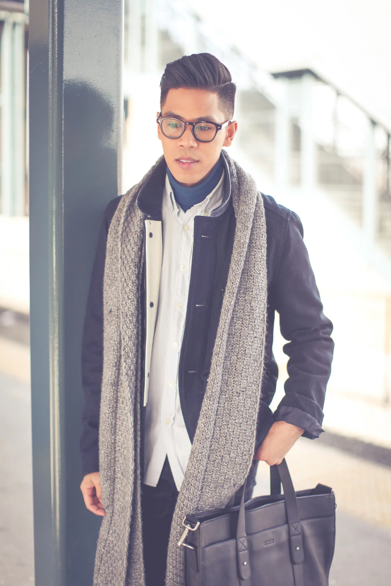 Closet Freaksโ โThe Waiting Gameโ : Chunky knits and the texture layering for people in climates like my own Minnesnowta.