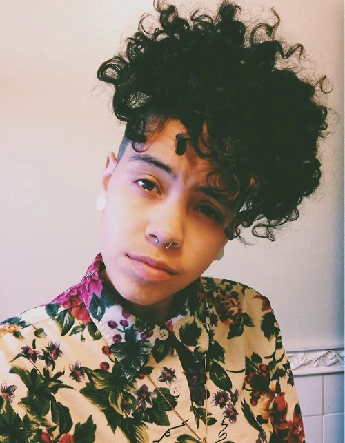 Like the cosmos, this shirt is out of this world. | vaganja.tumblr.com