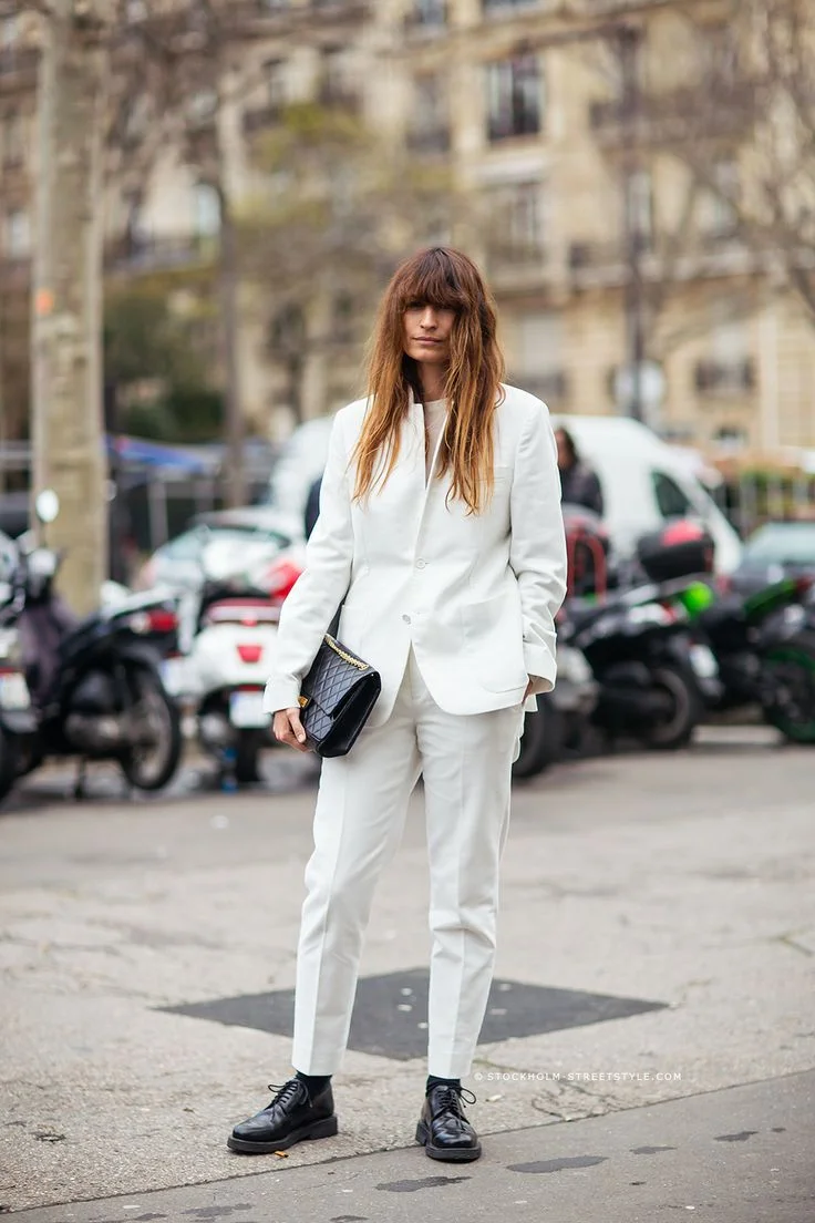 I love masculine peeps in long hair and all white. | From: stylenourishment.com