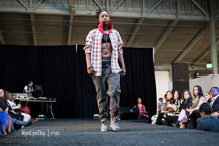 Model Tiny Duval by nyelyntho