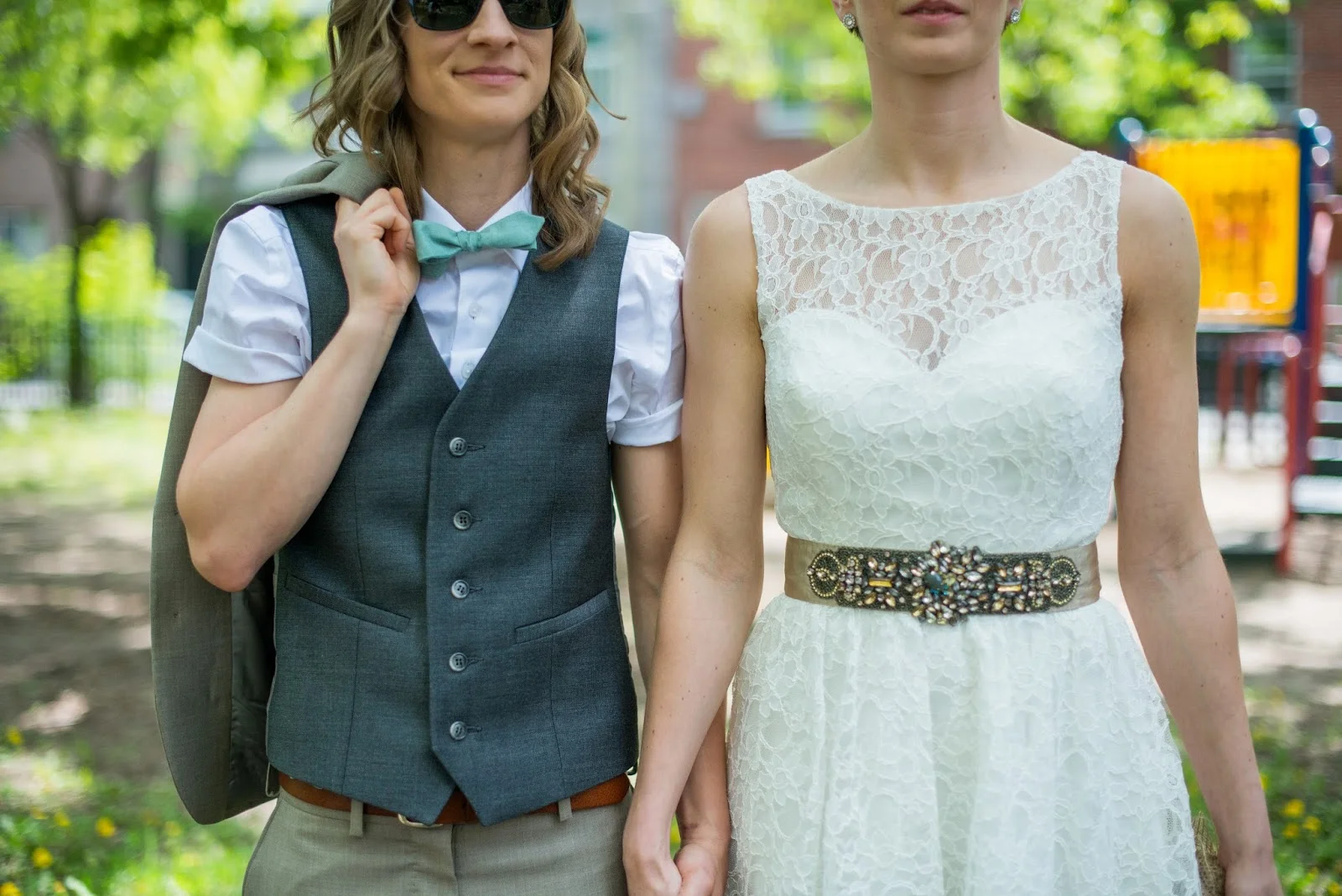 From: handhweddings.com