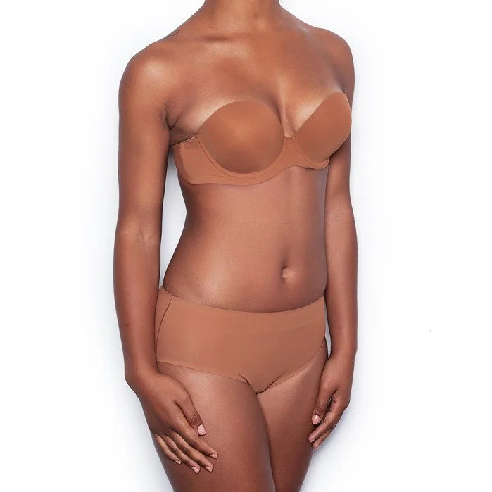 Short - Caramel Nubian Skin