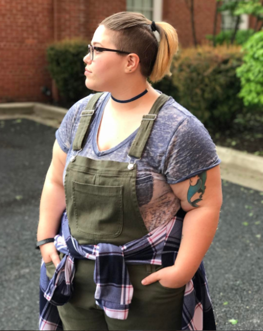 Maggie: "23 cute and queer โ๏ธ Ambitious content creator/fat activist youtu.be/nycopFtUnKE "