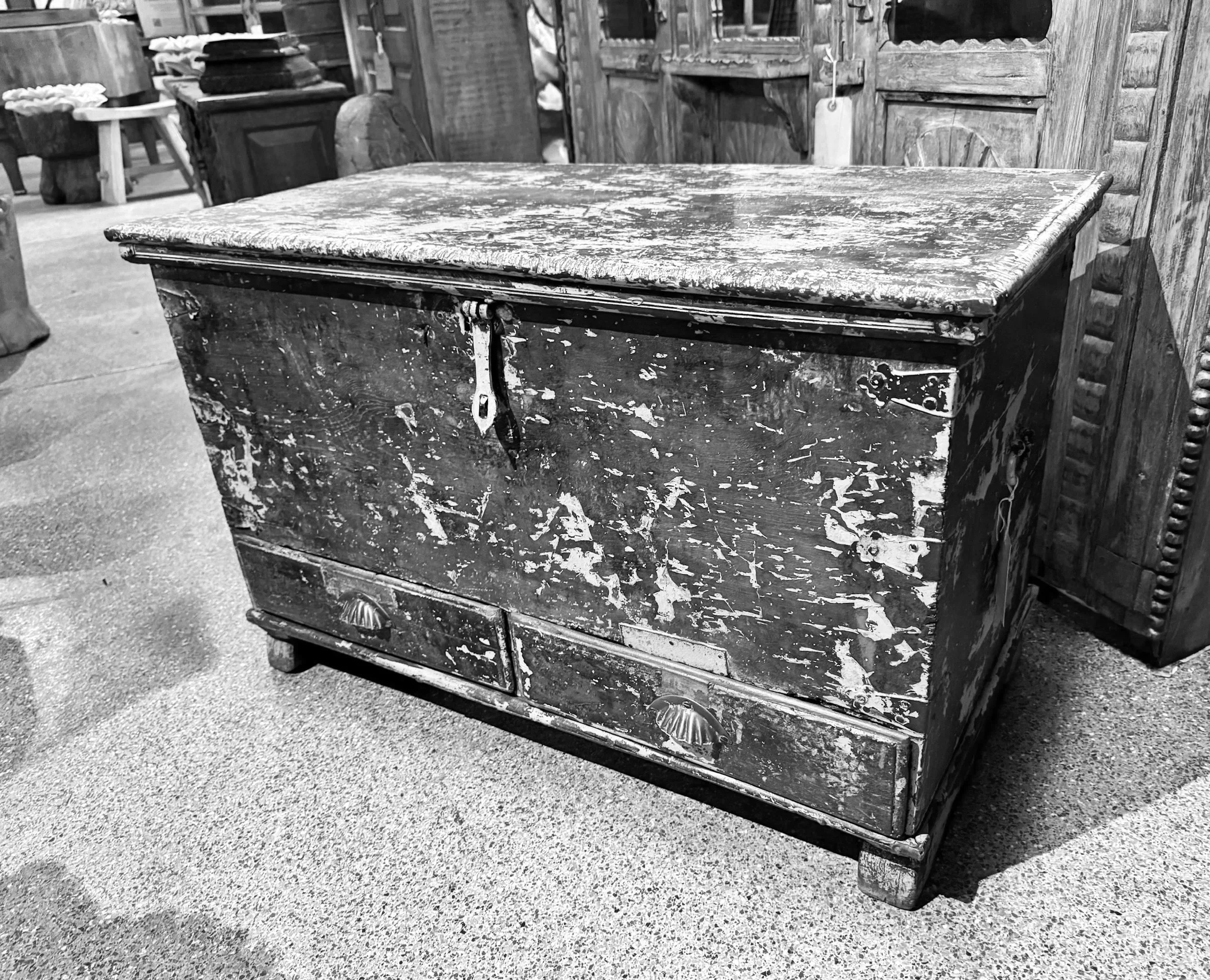 ***SOLD*** Vintage Indian Trunk