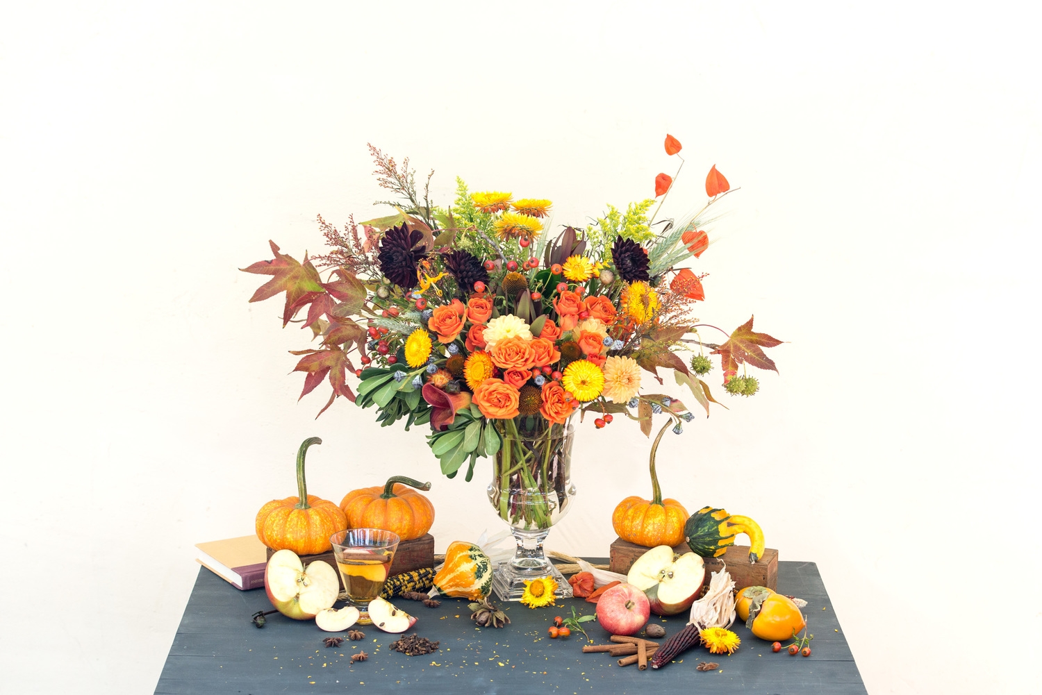 Photo above provided in partnership with Crystal Lynn Photography for Foraging Light Design Studio.