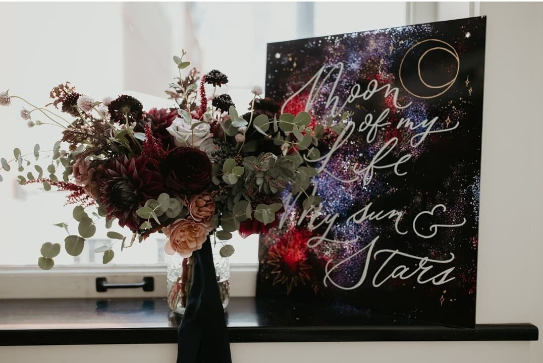 moon of my life ~ my sun and stars 🌌
.
.
📸 @ashleysaraphoto 
Planning, design &amp; styling @scarletplandesign with @popupweddingqueens
Florals @loveflorish 
Signage @scriptonefour 
.
.
.
.
.
#scarletweds #destinationwedding #destinationweddingplan