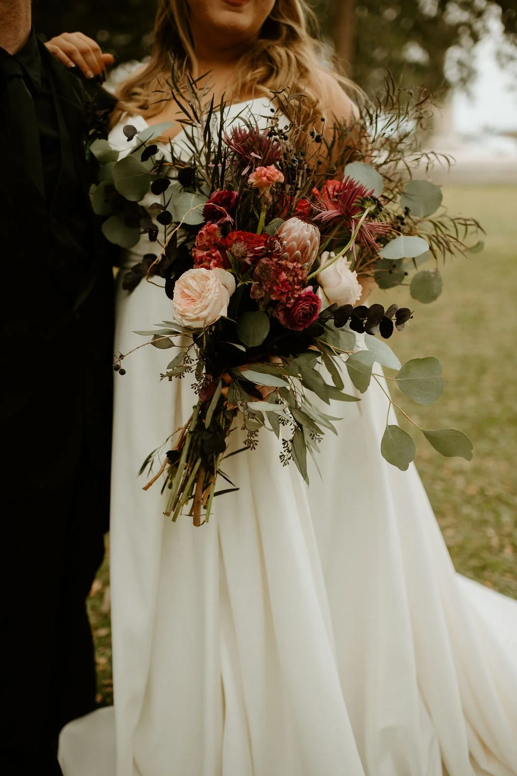 Scarlet & Co Parsonage Charleston Haunted History Micro Elopement Wedding Destination Floral & Event Design (74).jpg
