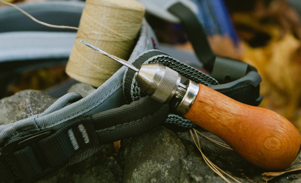 Ivan Leathercraft Lockstritch Sewing Awl- Hand Sewing Machine – LeatherMob