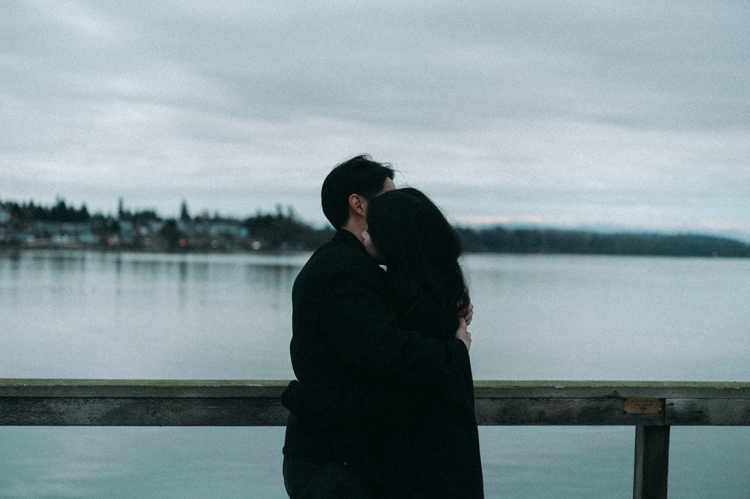Stillness by the Sea: A Quietly Romantic Proposal at The White Rock Pier